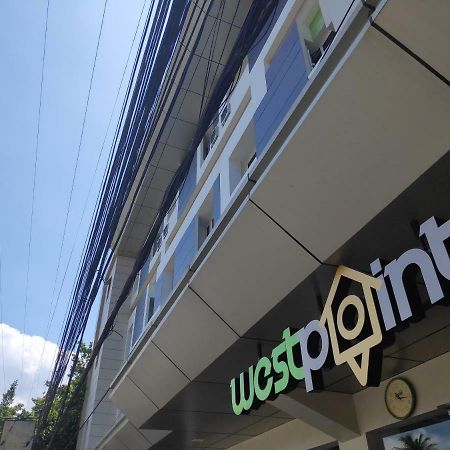 Westpoint Hotel Cebu Stadt Exterior foto