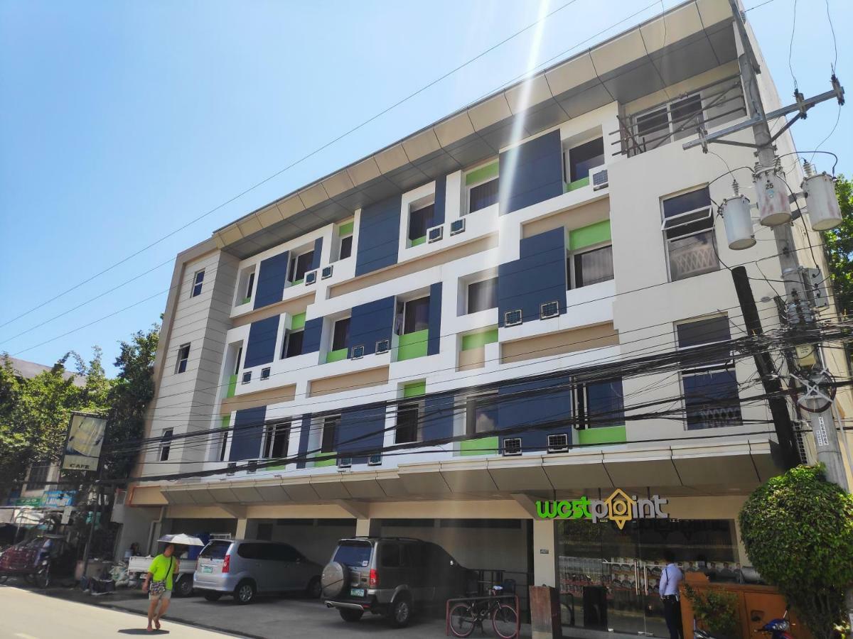 Westpoint Hotel Cebu Stadt Exterior foto